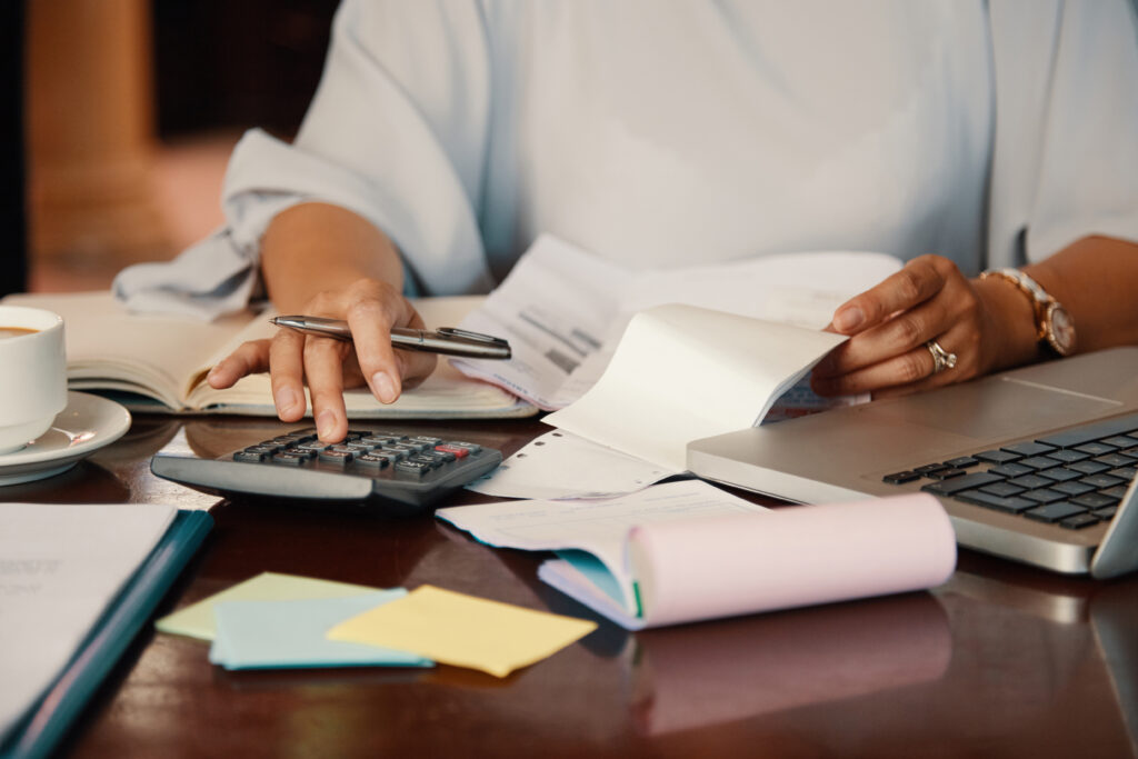 Dívidas com o plano de saúde podem sujar o CPF. (Foto: Freepik)