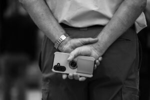 Celular seguro ajuda a proteger seus dados. (Foto: Pexels)