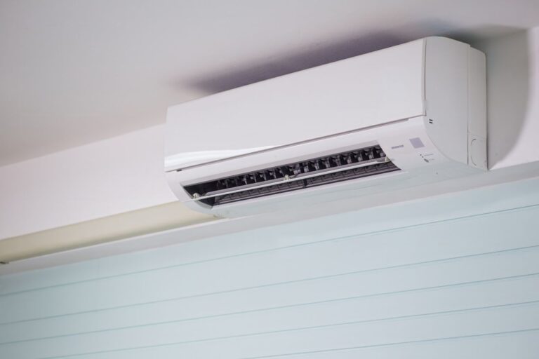 Ar-condicionado pode ser vilão na conta de luz. (Foto: Pexels)